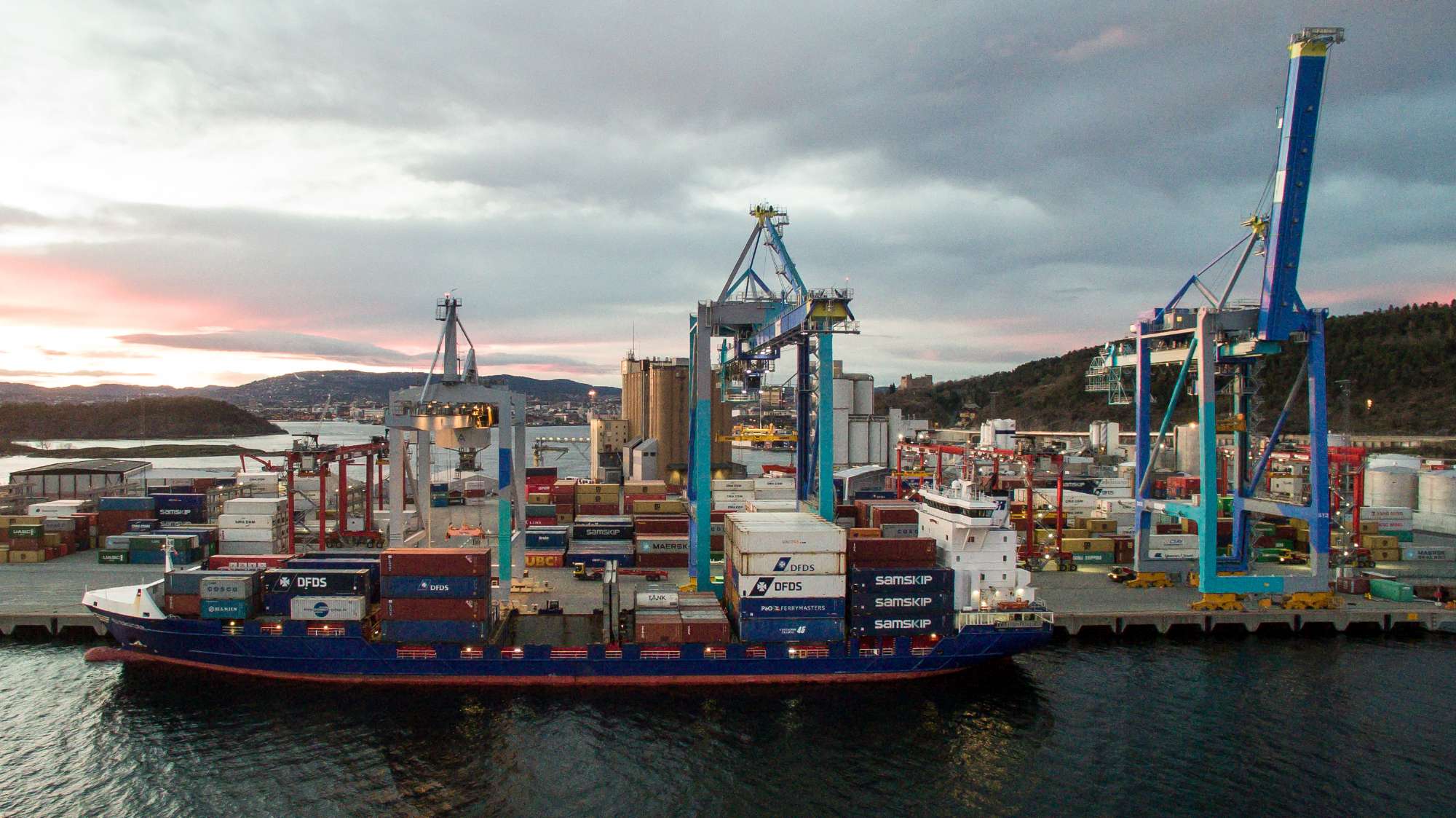 Arbeid og inntekt til Oslo Arbeid og inntekt til Oslo