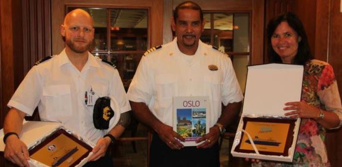 Første besøk i Oslo for 25 år gammelt cruiseskip Første besøk i Oslo for 25 år gammelt cruiseskip