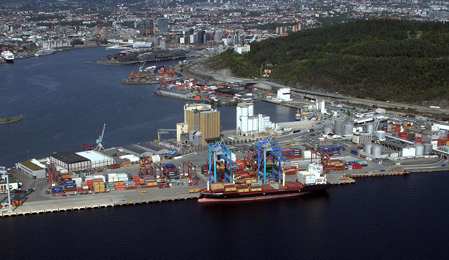 Flere containere sjøveien til Oslo Flere containere sjøveien til Oslo