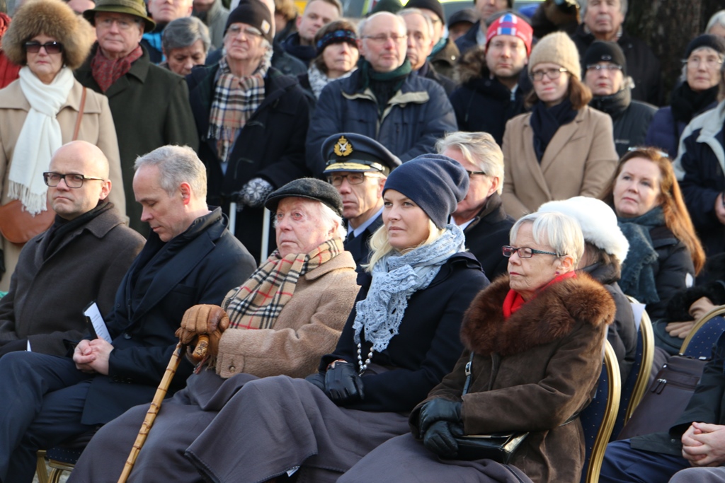 -Holocaustmarkering mer aktuelt enn på lenge -Holocaustmarkering mer aktuelt enn på lenge